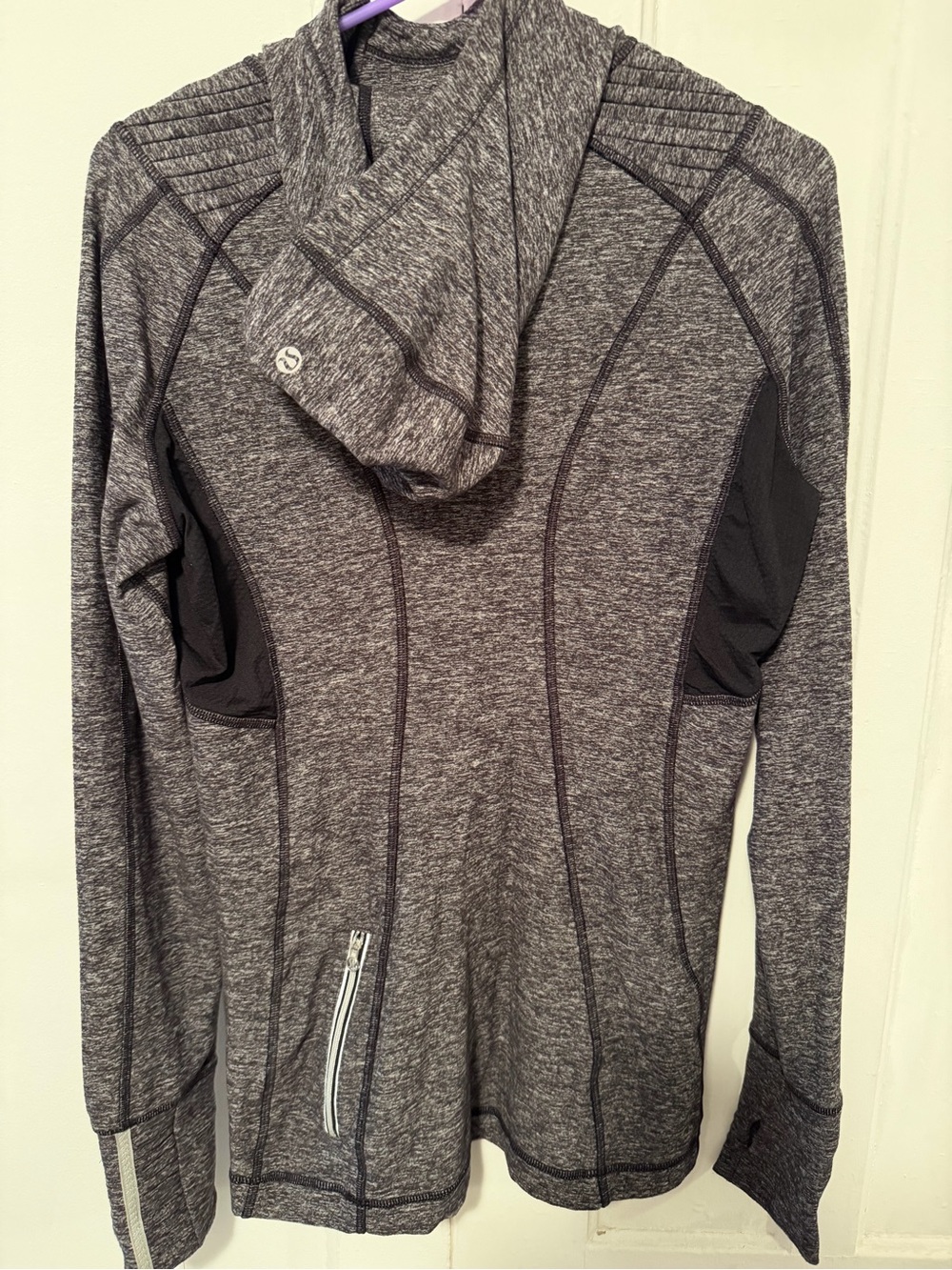 Lululemon Back On Track Pullover Size 10 - Picture 4 of 6